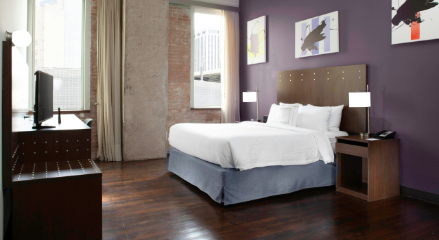 Fairfield Inn & Suites by Marriott Dallas Downtown, Забронировать Отель СПА-отели Далласа, рядом с Black Academy of Arts &amp; Letters, SPA-услуги