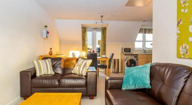 Leap Peridot Apartment - Near Northampton UNI, Varaa Huoneisto Asunnot kohteessa Merseyside, Huoneisto