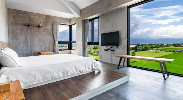 Yilan 24°42′, Rezervovat Hotel Hotely v Yilan s parkováním, Parkování