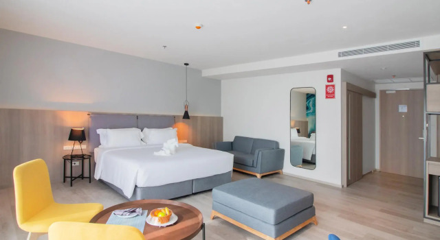 Номер Premier Fortune Saeng Chan Beach Hotel Rayong - SHA Plus