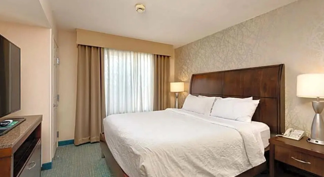 Одноместный полулюкс Hilton Garden Inn Overland Park