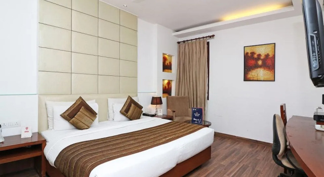 OYO 1574 Hotel Abhinandan, Varaa Hotelli Faridabad Haryana