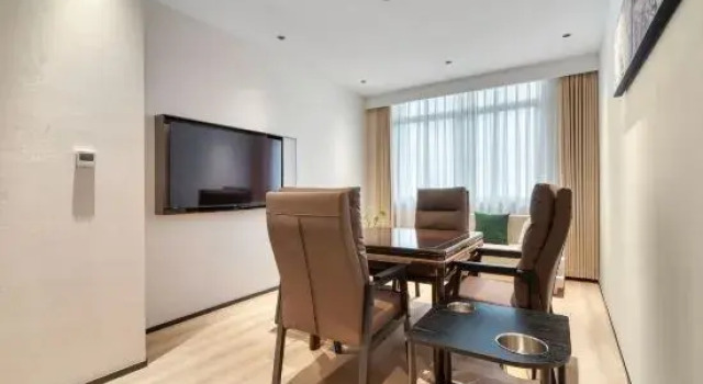 Business Sviitti Liangyi Hotel