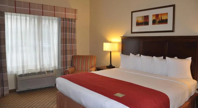Номер Standard Country Inn & Suites by Radisson, Covington, LA