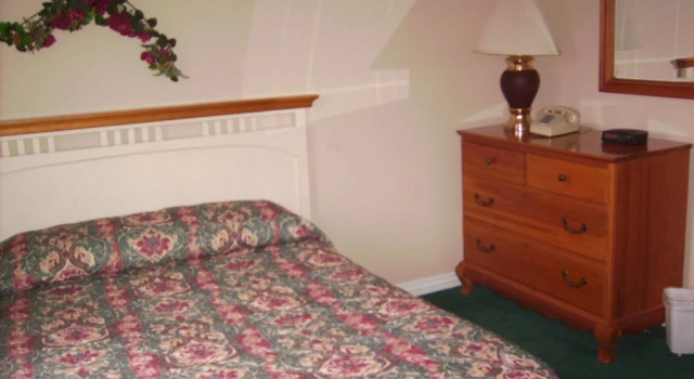Village West Resort & Hotel, Varaa Lomakeskus Spirit Lake Iowa