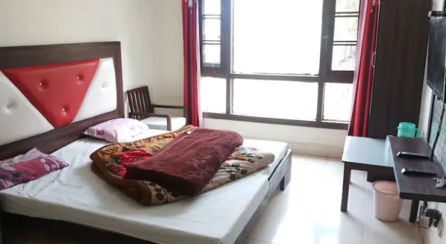 Hotel Natraj Palace, Rezervovat Hotel Mussoorie Uttarakhand