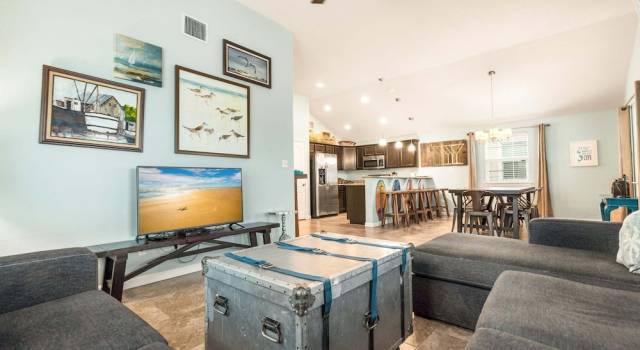 Boogie Board Bungalow - Pet Friendly! Private Pool! 2