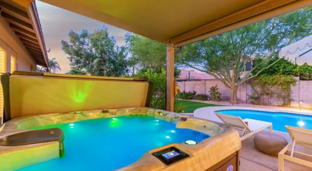 Коттедж Greenway Oasis Heated Pool Spa Mural Putt Grn