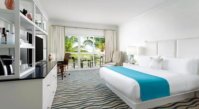 Двухместный номер Accessible Classic с балконом The Marker Key West Harbor Resort