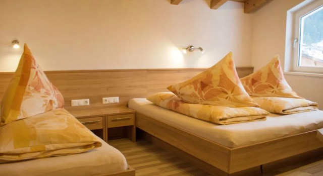 Bella Monte 13235, Prenota Hotel Hotel a Tirolo con parcheggio, Parcheggio