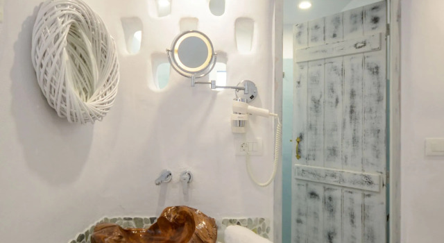 Люкс Naxos Island Escape Suites