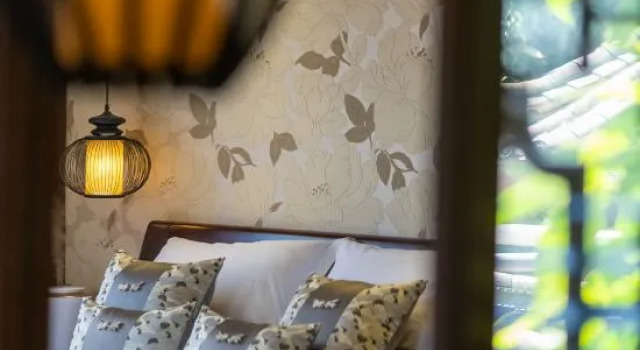 Люкс Deluxe Lijiang Gui Yuan Tian Ju Guesthouse