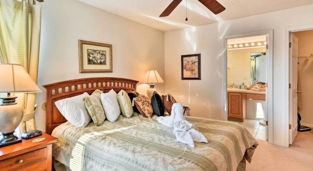 Коттедж Luxe Terra Verde Villa w/ Theater: 6 Mi to Disney