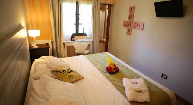 Четырёхместный номер Superior Hotel Antiguo Camino