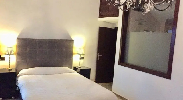 Apartamentos Gold, Забронировать Апартаменты/квартира Отели Малаги с парковкой, рядом с Centro Comercial Larios Centro, Парковка