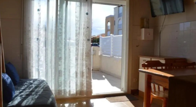 Appartement Narbonne, 2 pièces, 6 personnes - FR-1-229B-45, Book Apartment Hotels in Aude with a Pool, Swimming Pool