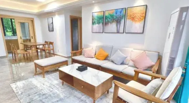 Люкс Yi Quan Shanju Hot Spring Homestay (Didu Wenquan)