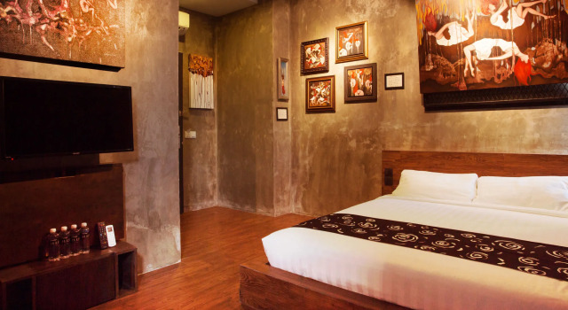 The Hulo Hotel Gallery