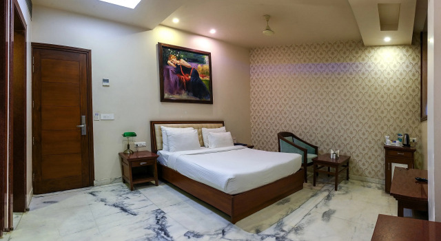 Клубный номер Premium Hotel Leela Grande