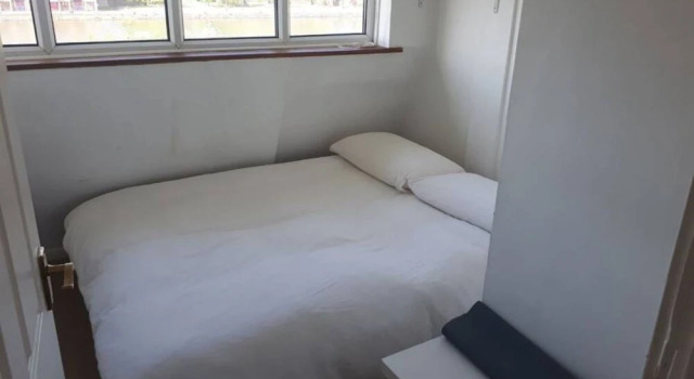 2 Bedroom Flat Near The River Thames, Varaa Huoneisto Asunnot kohteessa Merseyside, Huoneisto