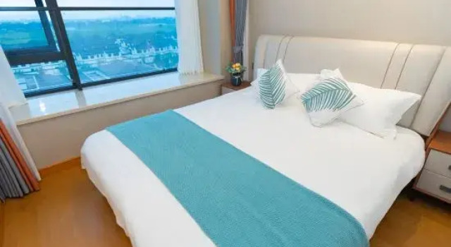 Suite The Tide