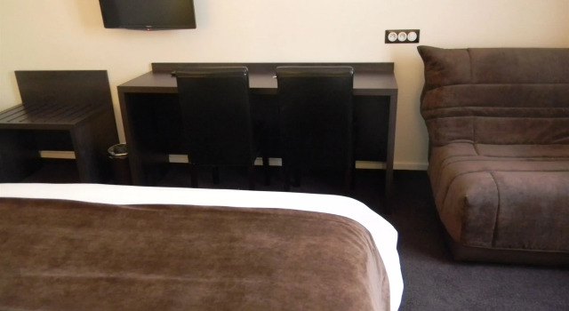 Brit Hotel Cahors - Le France, Забронировать Отель Каор Lot Valley, рядом с Tour du Pape Jean XXII