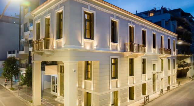 Eramai Patra, Rezervați Hotel Patras Achaia