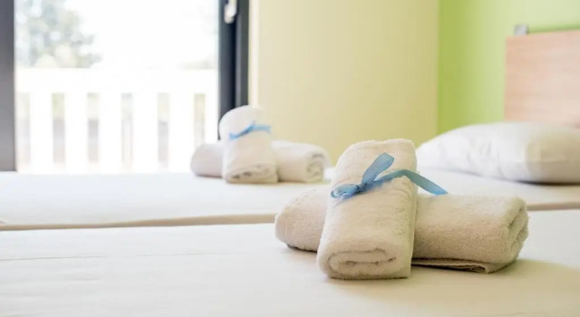 Студия с видом на бассейн Golden Sun Suites
