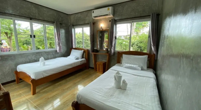 Pruksa View Homestay, Buchen Sie Pension Nam Nao Thailand