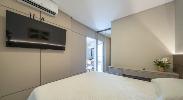 1034 - Apartamento com piscina apto 104, Забронировать Апартаменты/квартира Бомбиньяс Санта-Катарина