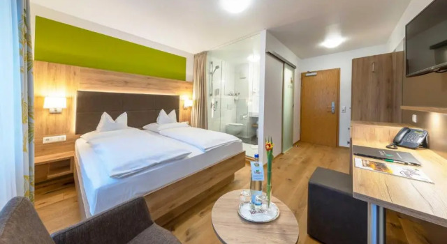 Номер Deluxe Gasthof - Hotel zum Ochsen GmbH