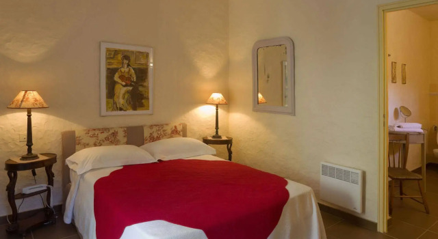 Hotel Le Mas Trilles, Rezervați Hotel Ceret Pyrénées-Orientales
