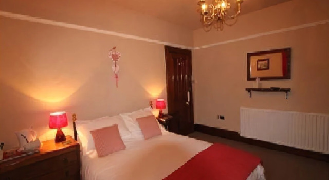 The Overdale Guesthouse, Забронировать Отель Отели Йоркширских вересковых поля 4 звезды, 4*