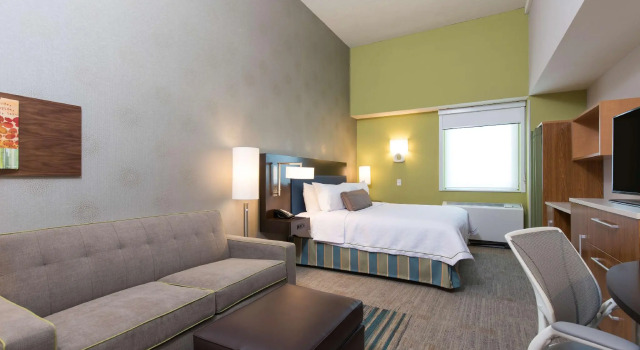 Двухместный студио люкс Home2 Suites by Hilton Indianapolis Downtown Indianapolis