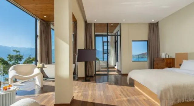 Luxury suite Dali Qixi • Sicilia Inn │ Scenic Apartment