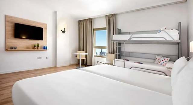 Connected Family room Hotel Melilla Puerto, Affiliated by Meliá