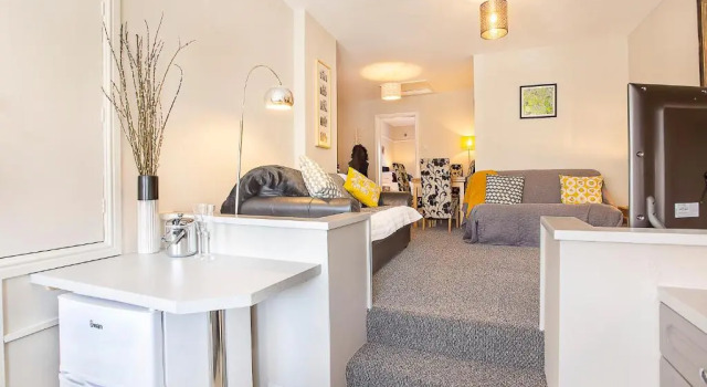 Courtyard Apartment, Varaa Huoneisto Asunnot kohteessa Merseyside, Huoneisto
