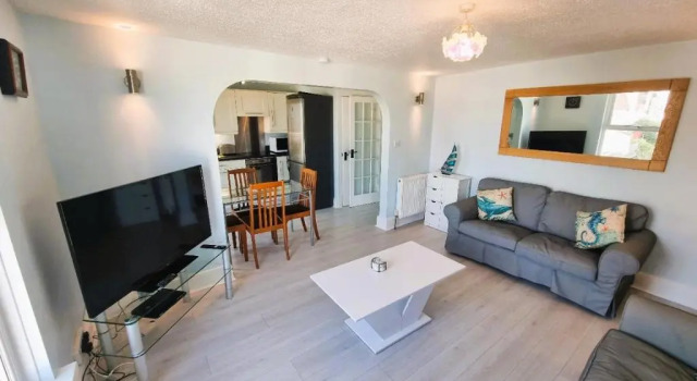 Апартаменты Sea Views, Big 2 Bed Flat Close To Beach & Harbour