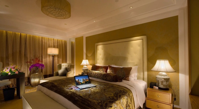 Radegast Hotel CBD