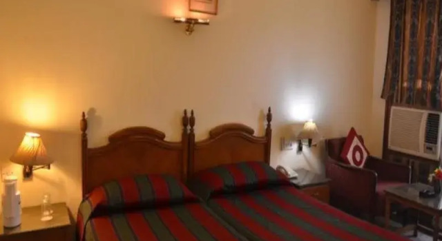 Hotel Bharatpur Ashok, Забронировать Отель Отели штата Раджастхана с парковкой, Парковка