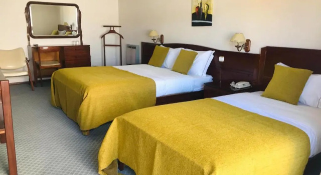 Hotel Colmeia, Забронировать Отель Монте-Реал Бейра-Алта, рядом с Термальный спа-центр Monte Real