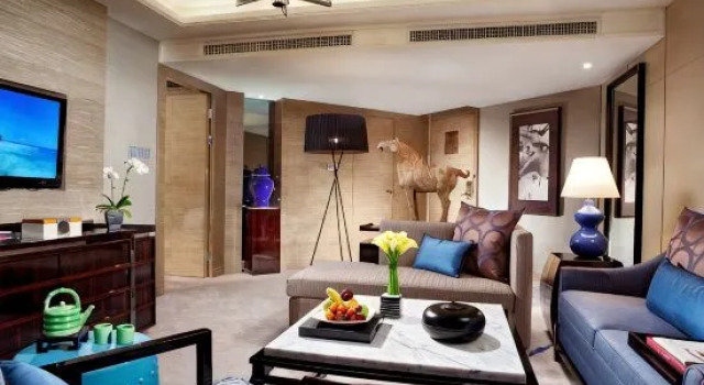 Люкс с красивым видом из окна Tangla Hotel Tianjin