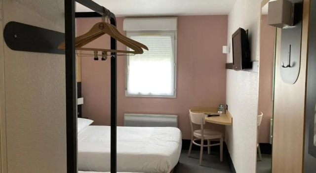 Семейный номер Standard B&B HOTEL Le Tréport Friville
