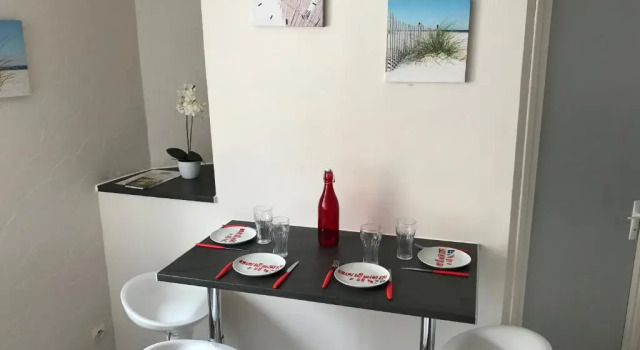 Lumineux T2 Vieille ville 3 pers parking gratuit - by La Source d'OrFée, Забронировать Отель Отели Булонь-сюр-Мер с парковкой, рядом с Museo Libertador San Martín, Парковка