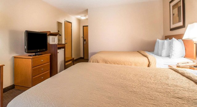 Quality Inn Morris I-80