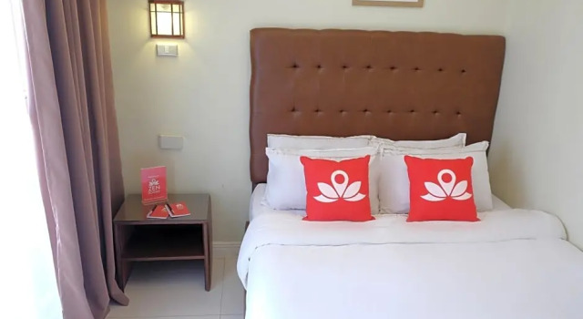Двухместный номер Standard ZEN Rooms Malate Robinsons