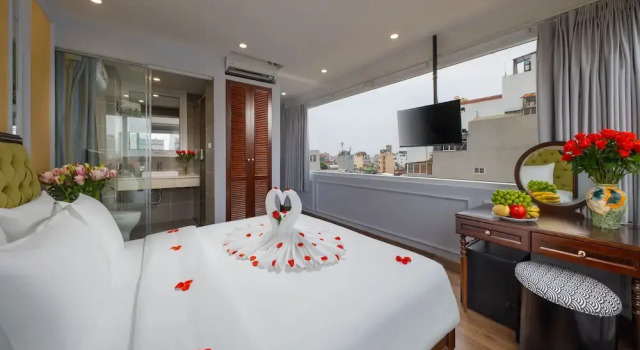 Люкс Royal Hanoi Royal Premium Hotel