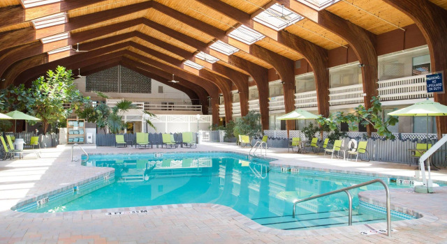 Четырёхместный номер Standard с видом на бассейн Four Points by Sheraton Eastham Cape Cod