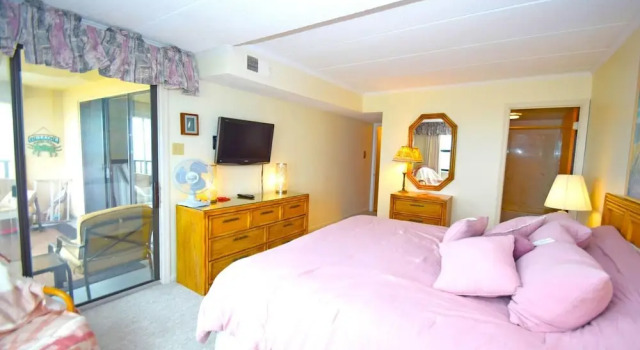 Amber Waves 300 3 Bedroom Condo by RedAwning, Rezerwuj Apartament Midtown 