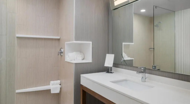 Номер Standard Courtyard by Marriott Niagara Falls, USA